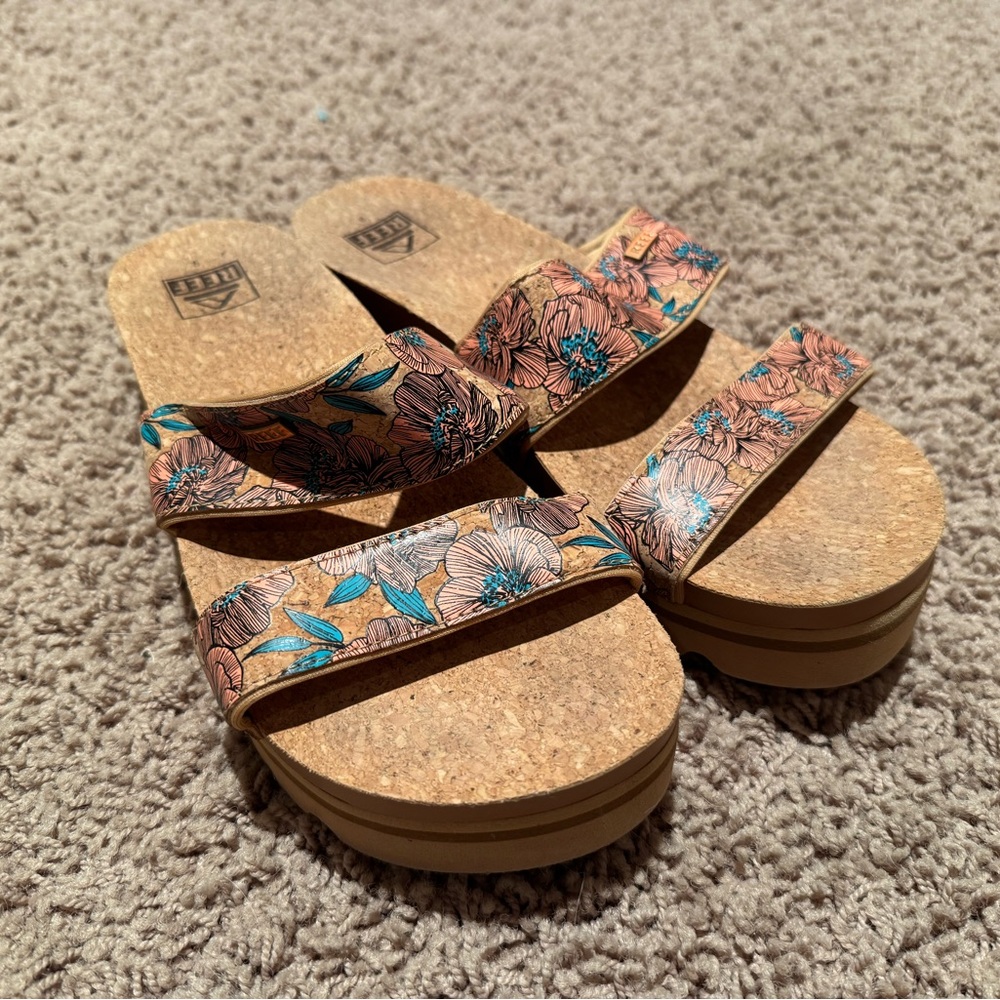 Reef Floral Cork Sandals - Tan and Blue